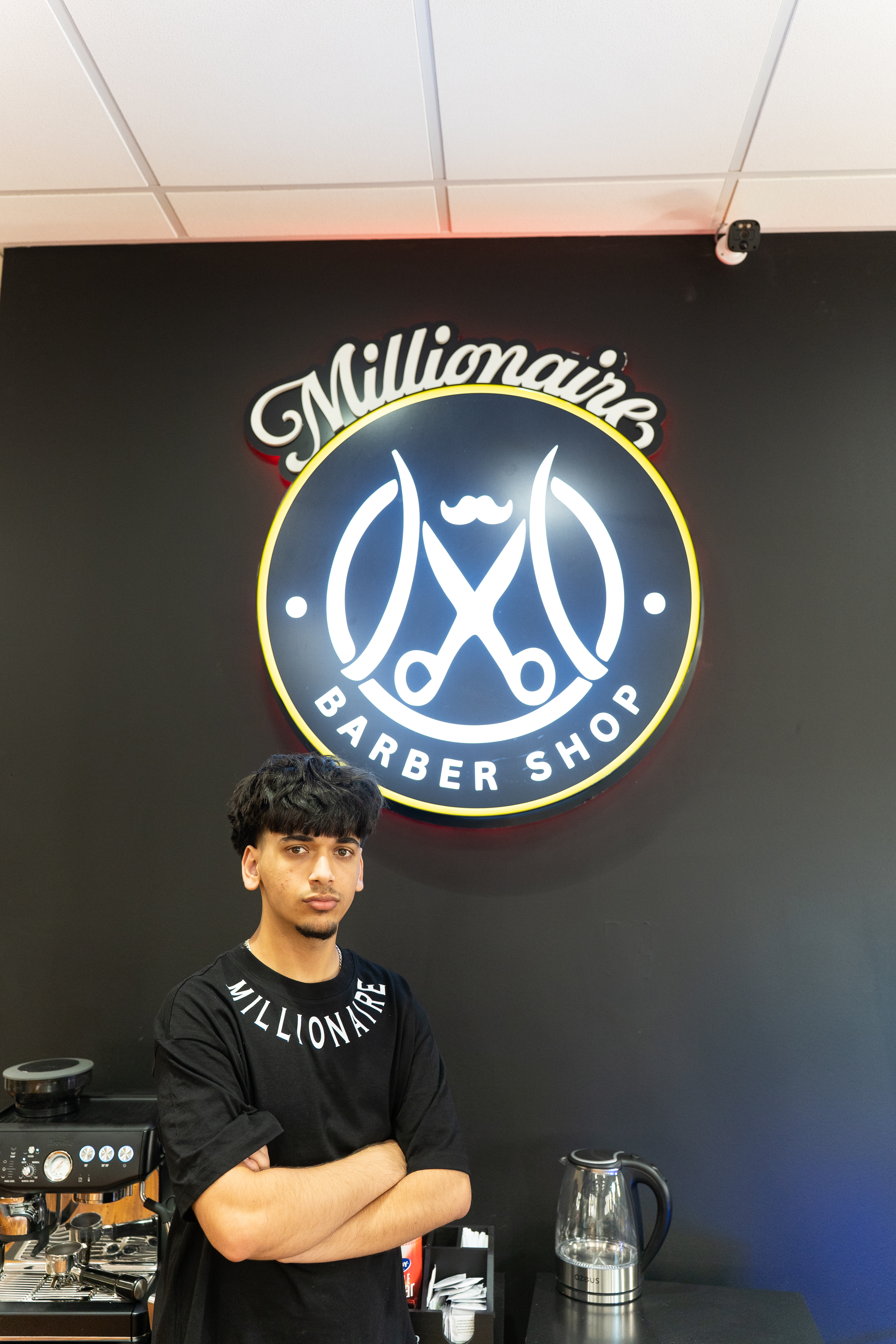 Moe - Professional Barber